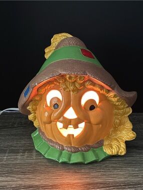 Vintage Halloween Lighted Ceramic Scarecrow Head Hand Painted 9"